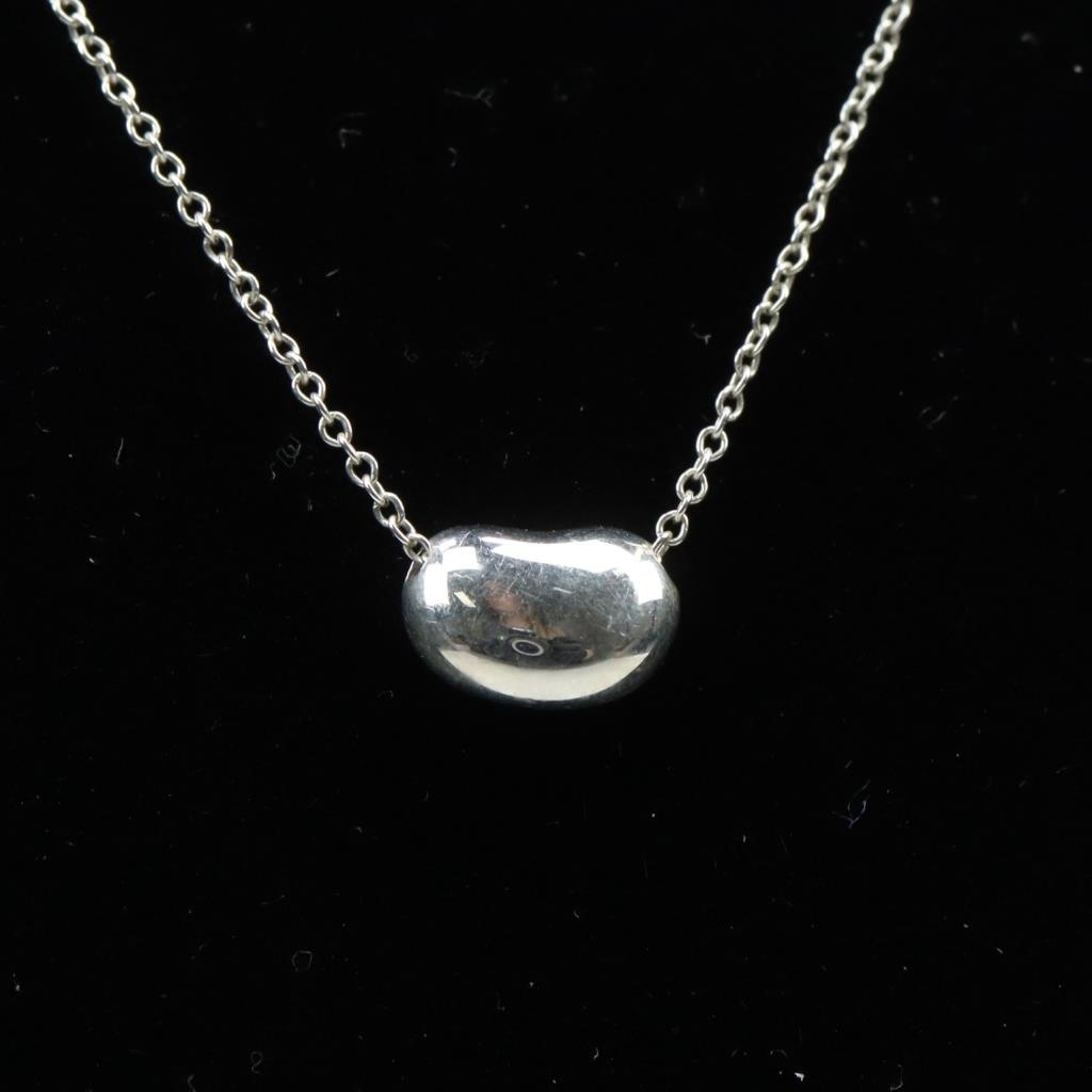 Tiffany & Co. Elsa Peretti Bean Necklace (Sterling Silver) product image